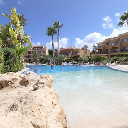 Апартаменти Limnaria Gardens B Пафос Екстер'єр фото